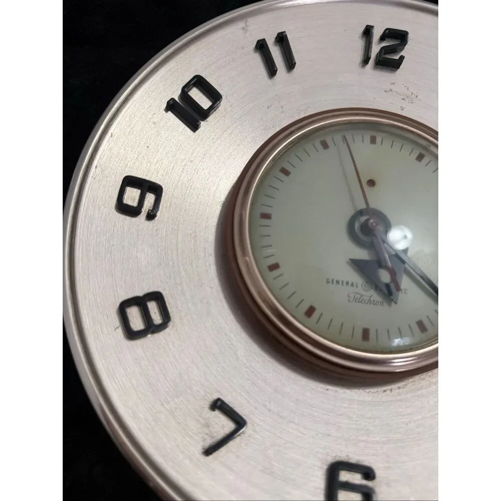 Vintage MCM  1950's Electric Spun Aluminum GE Telecron Wall Clock
